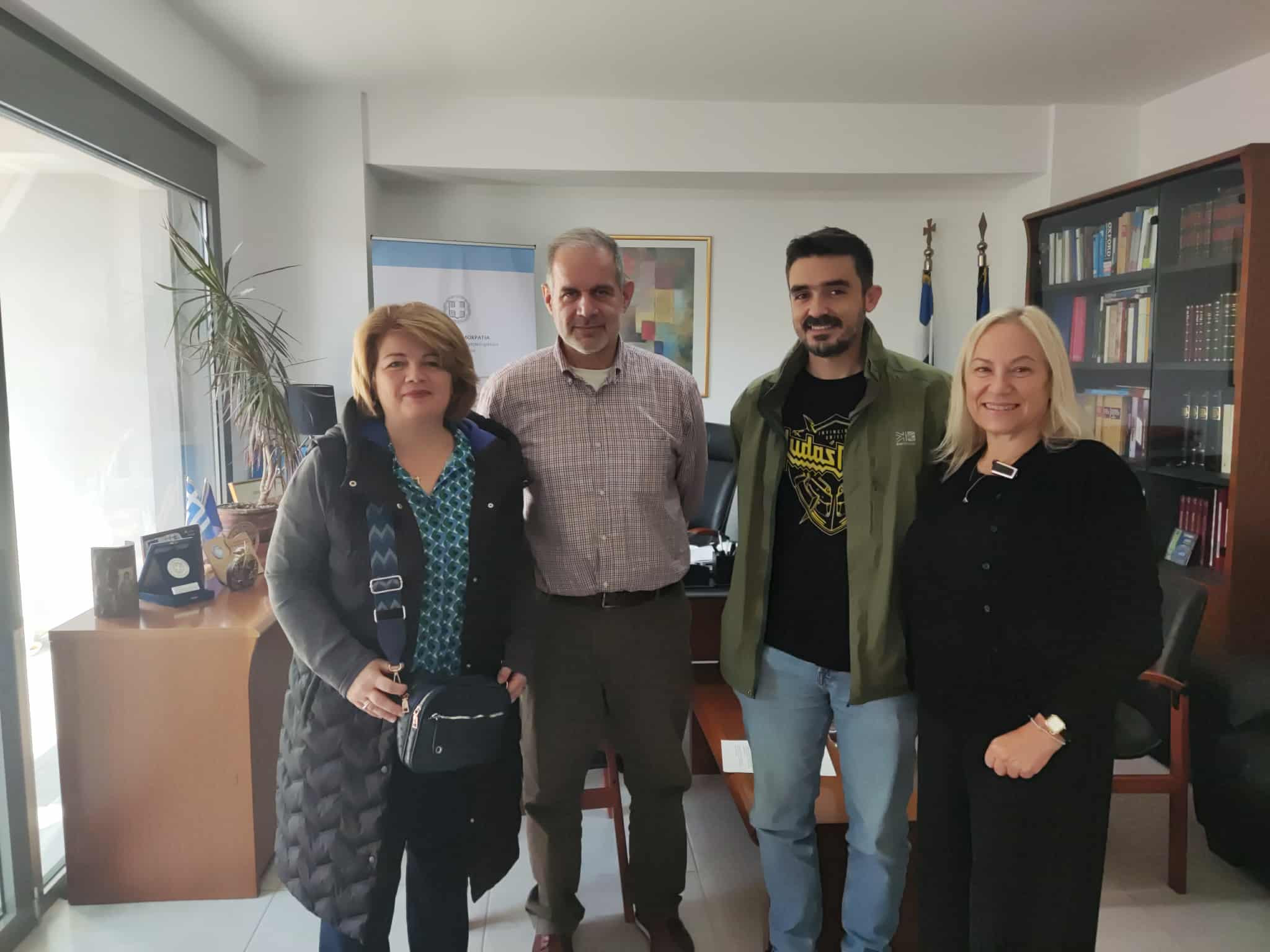 Κοινωνικοί Λειτουργοί της Πελοποννήσου συναντήθηκαν με τον Περιφερειακό Διευθυντή Εκπαίδευσης